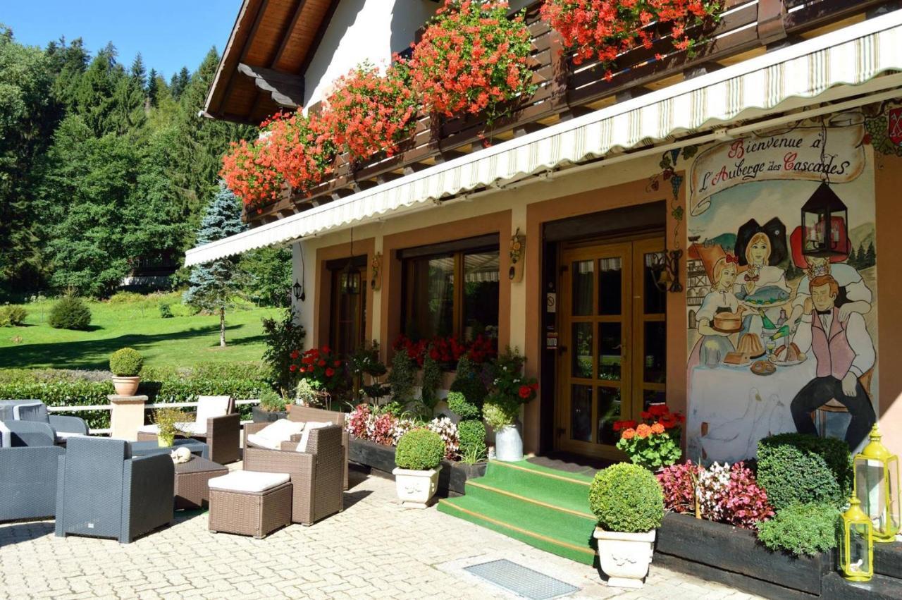 Chambres D'Hotes Des Cascades St-Nicolas Kruth エクステリア 写真
